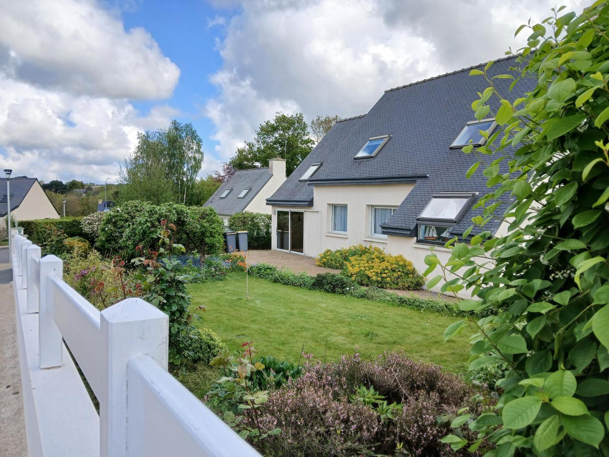 Maison Avec Jardin Clos La Roche Jaudy Екстериор снимка